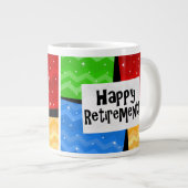 幸せな退職、原色の正方形のパーティー ジャンボコーヒーマグカップ (正面右)