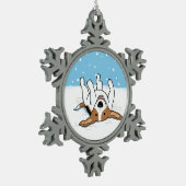 幸せな雪のビーグル犬-かわいい犬のクリスマスの休日 スノーフレークピューターオーナメント (左)