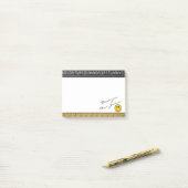 幸せな顔の先生DIYの署名 ポストイット (デスク上)