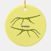 幸せな顔漫画と可愛い緑のスティック昆虫 セラミックオーナメント (裏面)