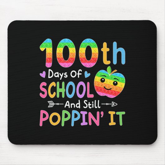 幸せな100日の学校と今でもIt子供 マウスパッド (正面)