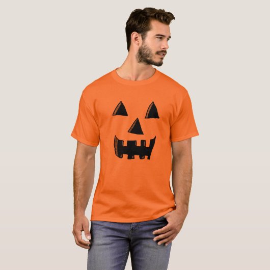 幸せなJackolanternはワイシャツに直面します Tシャツ (正面フル)