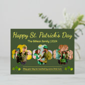 幸せなSt patricks dayシャムロックの家族の写真 箔シーズンカード (立ち正面)