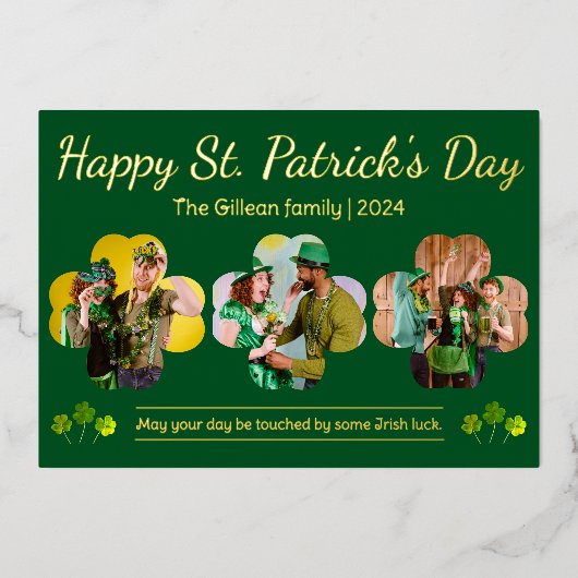 幸せなSt patricks dayシャムロックの家族の写真 箔シーズンカード (正面)