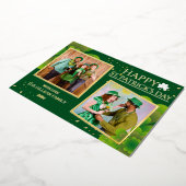 幸せなSt patricks dayシャムロックの家族の写真 箔シーズンカード (回転した状態)