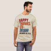 幸せなThanksgivukkah 2013のはっきりしたな文字 Tシャツ (正面フル)