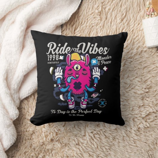 幸せになれる完璧な日 おもしろいMonster at peace クッション (ブランケット)