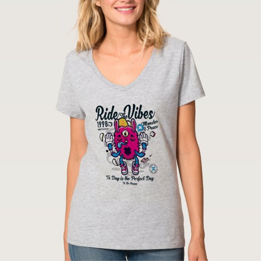 幸せになれる完璧な日 おもしろいMonster at peace Tシャツ (正面)