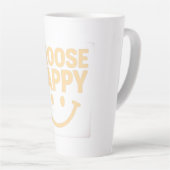 幸せに輝く – 幸せを選択 カフェラテマグ (右アングル)