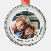 幸せはおばあちゃん素晴らしにかわいい写真を メタルオーナメント (正面)