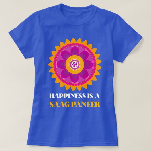 幸せはサグパニールカレーが好きなこと Tシャツ (デザイン正面)