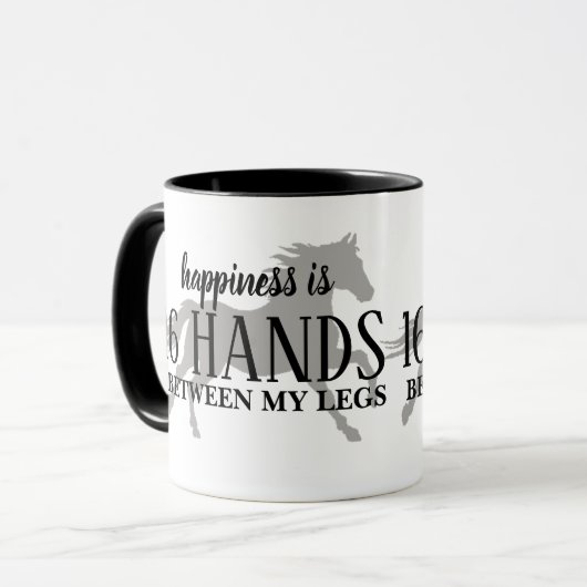 幸せは私の脚の間の16手のアクセントピロ マグカップ (正面左)