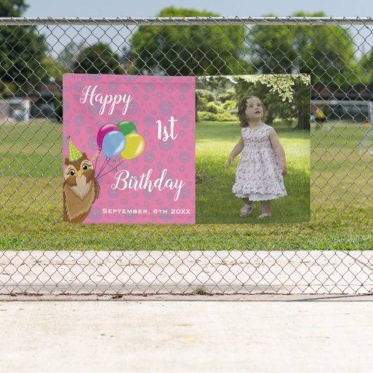 幸せ1歳の誕生日かわいいピンクのフクロウの風船のバナー 横断幕 (インサイチュ)