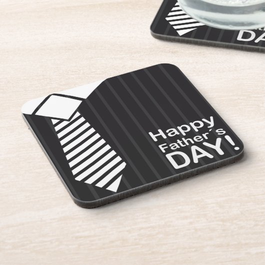 幸福な父親の日の願いを持って優雅な服を着た コースター (左側)