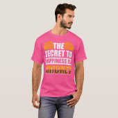 幸福の秘訣はクリケットである Tシャツ (正面フル)