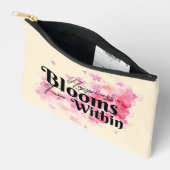 幸福の開花は小さな内から アクセサリーポーチ (見開き)