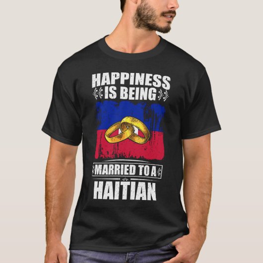 幸福はハイチ結婚したト人に向かっている Tシャツ (正面)