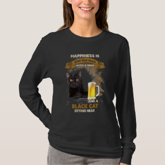 幸福はビールと黒いCaを持った老人だ Tシャツ