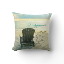 幸福はAdirondackの椅子のビーチの枕です