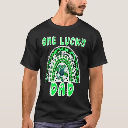 幸運なパパ 緑の虹のクローバー レオ ラッキー Tシャツ (正面)