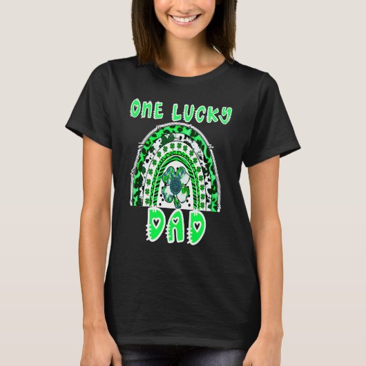 幸運なパパ 緑の虹のシャムロック 幸運 獅子座 Tシャツ (正面)