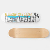 幸運な日後で板スケートで滑ります スケートボード (横)