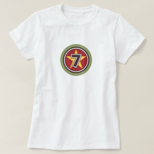 幸運な第7 Tシャツ