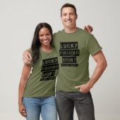 幸運な魚釣りのワイシャツはおもしろいな人を洗浄しません Tシャツ (ユニセックス)