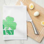 幸運なLクローバーのシャムロックにStハンバーグKタオルを得て下さい キッチンタオル (四つ折り)