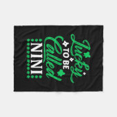 幸運にも仁意と呼ばれる フリースブランケット (正面(横))