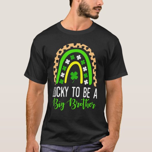 幸運にも兄の聖パトリックの日のジェンダー Tシャツ (正面)