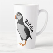 幸運のバーディーを立っている大西洋のパフィン カフェラテマグ (右)