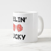 「幸運を感じる」サイコロ ジャンボコーヒーマグカップ (正面右)