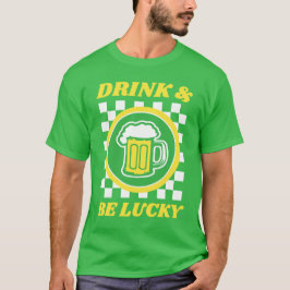 幸運を手に飲もう Tシャツ