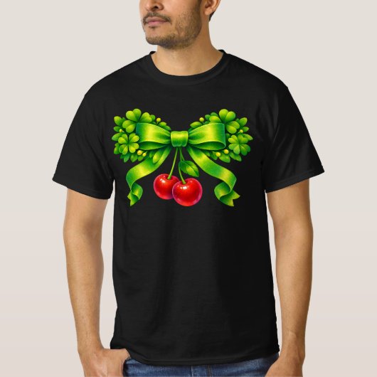 幸運クローバーのチェリーボウ グリーンデザイン Tシャツ (正面)