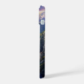 幻想の滝の世界 iPhone 15ケース (左側面)