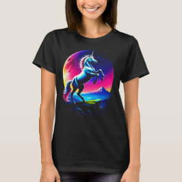 幻想的なカラフルユニコーンの荒野 女性用 Tシャツ