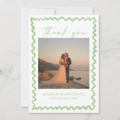 幻想的なシトラスグリーンの波状の縁取りの結婚式 サンキューカード (正面)