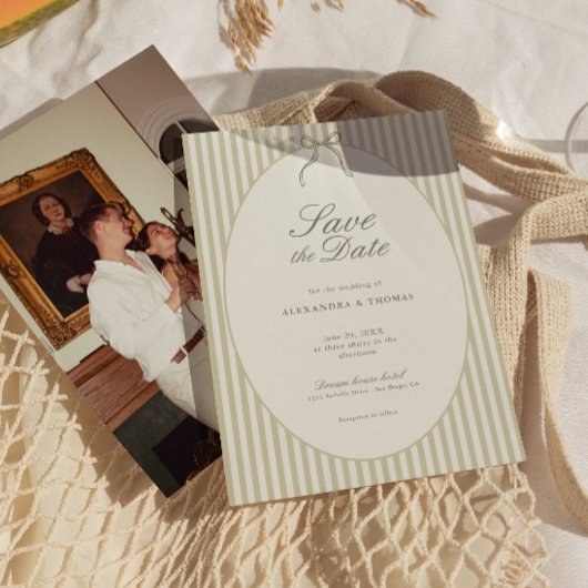 幻想的なストライプグリーンの結婚式の事前案内状 招待状