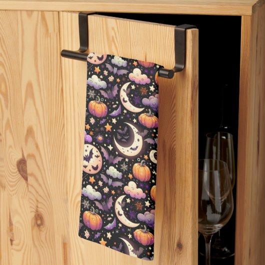 幻想的なハロウィンの夜空パターン キッチンタオル (三つ折り)
