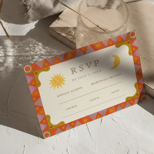 幻想的な太陽と月のファンキーな縁取りの結婚式RSVP 出欠カード