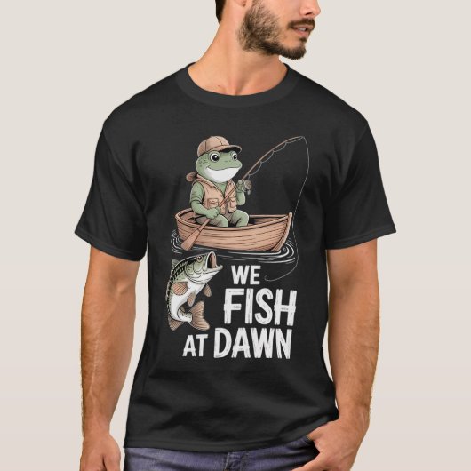 幻想的な猫と魚の模様 Tシャツ (正面)