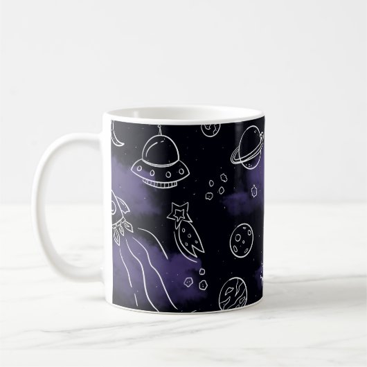 幻想的な紫色の宇宙シームレスパターン コーヒーマグカップ (左)