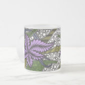 幻想的な紫色の葉の花のゼンタングル模様のフロ フロストグラスマグカップ (正面左)