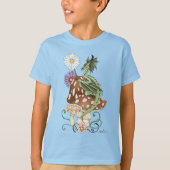 幻想的な緑のドラゴンとキノコの花 Tシャツ (正面)