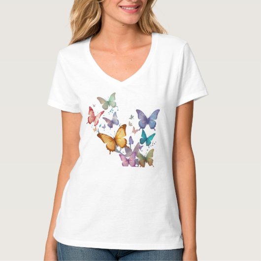 幻想的な虹色の蝶 Tシャツ (正面)