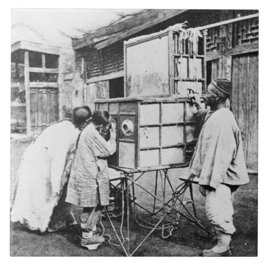 幻灯、c.1870 (b/wの写真) タイル (正面)