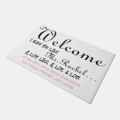 幼児の家の子供たちはここに住んでいる歓迎のms。レイチェル ドアマット (アングル)