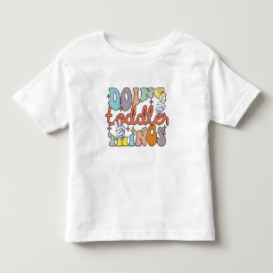 幼児のTシャツを実行する トドラーTシャツ
