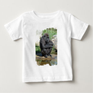 幼児Tシャツを坐らせるGorila ベビーTシャツ